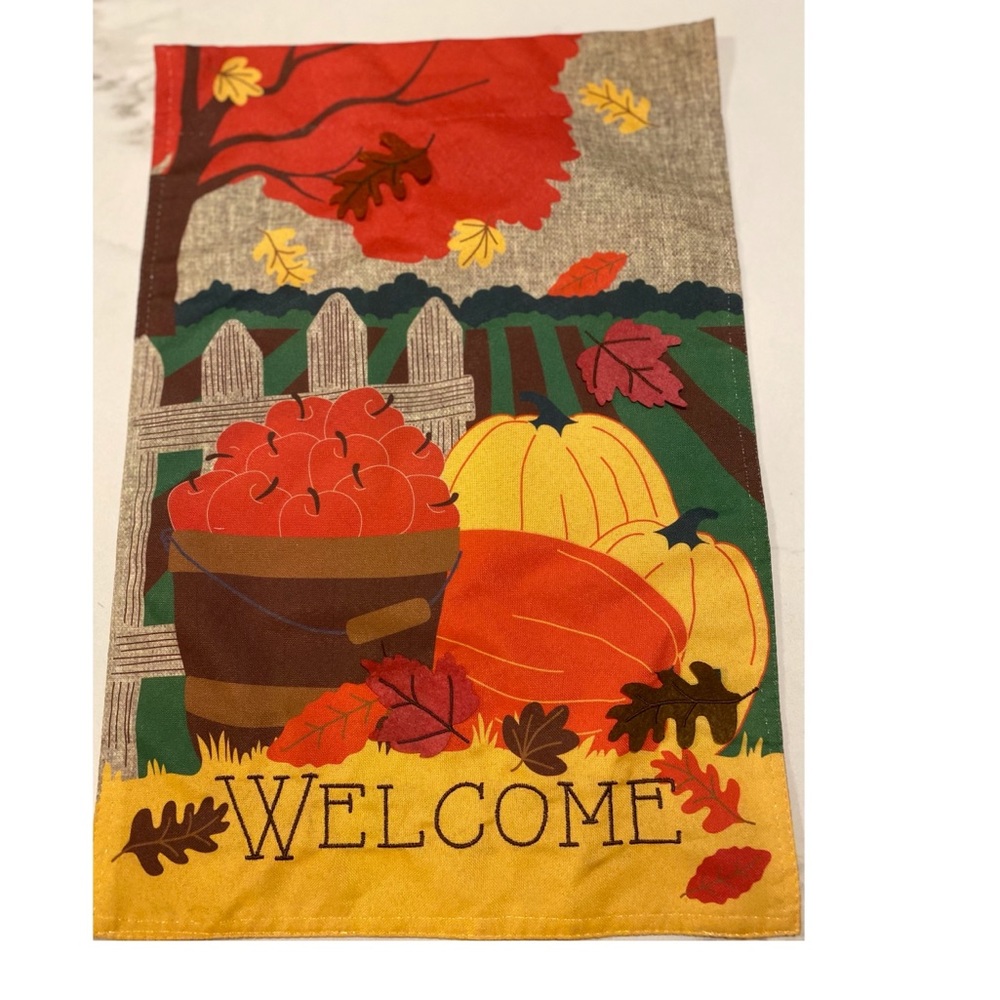 Welcome Fall Decor Garden Flag 18” x 12”